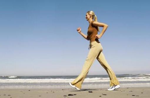 ​走路方式多种多样 不同走路姿势带来不同的健身效果