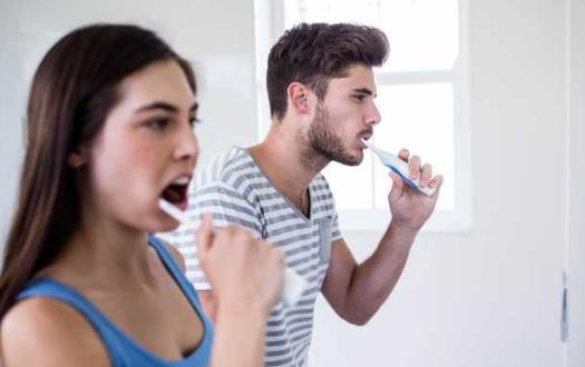 ​刷牙是自我口腔保健方法 正确的刷牙方式