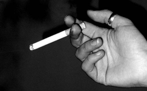 ​十四个致癌因素 吸烟的危害最大