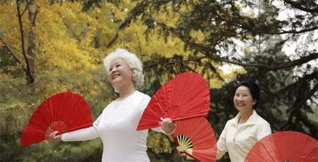 退休后许多人感到无聊 这是因为怪你没找到退休人的活法